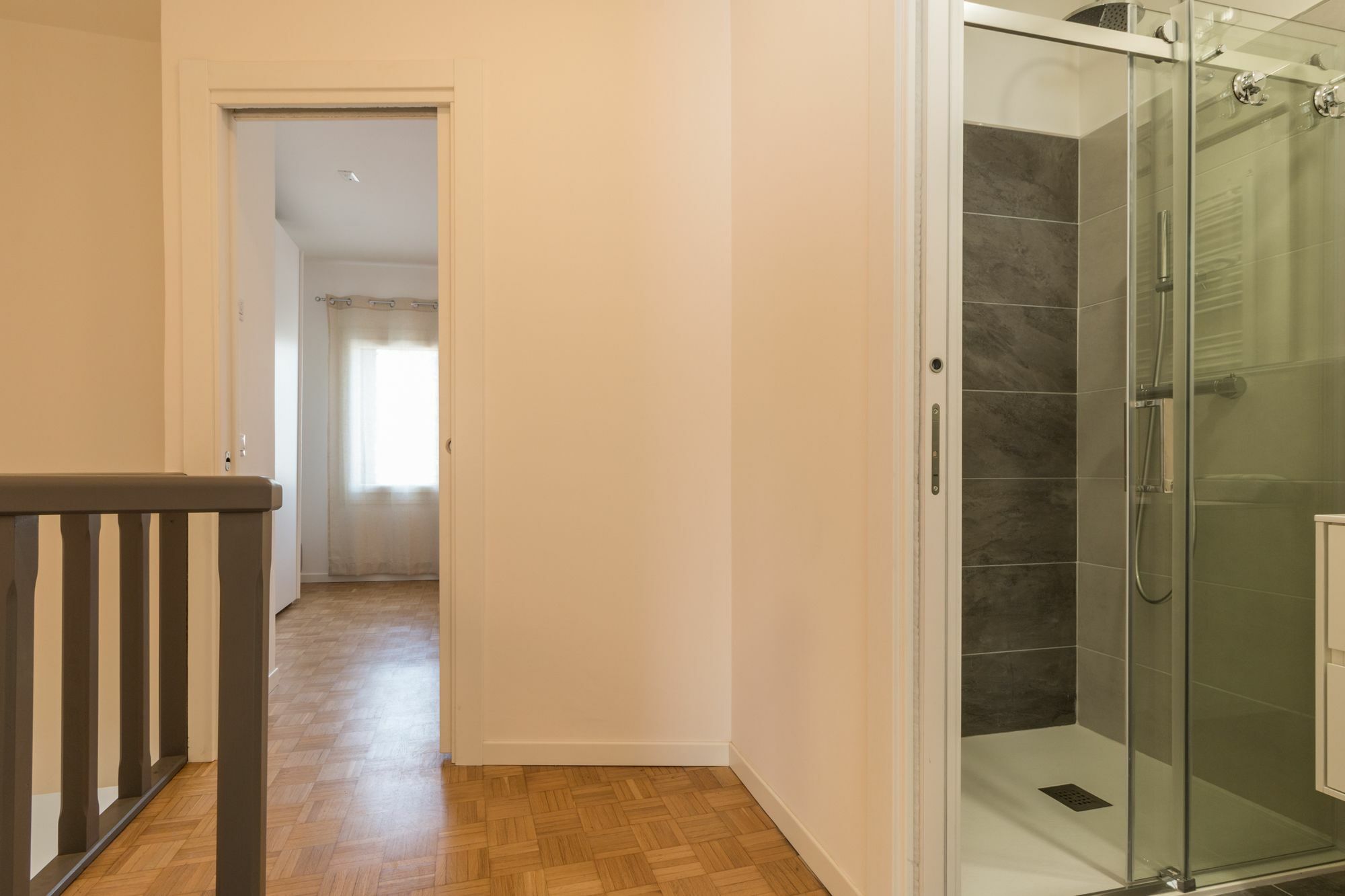 Apartment Modern